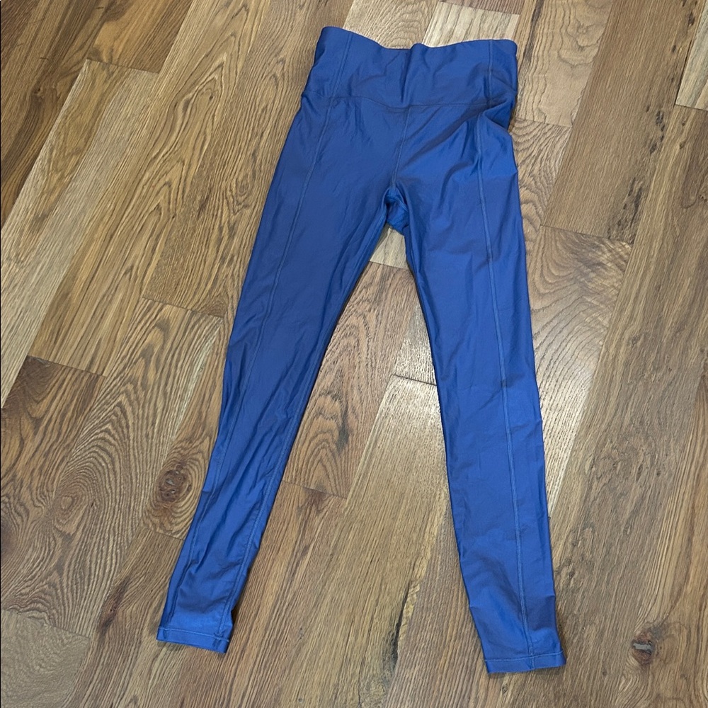 Sweaty Betty// blue leggings, size S